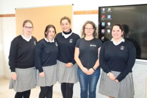 Alumnos asistentes charla océanos