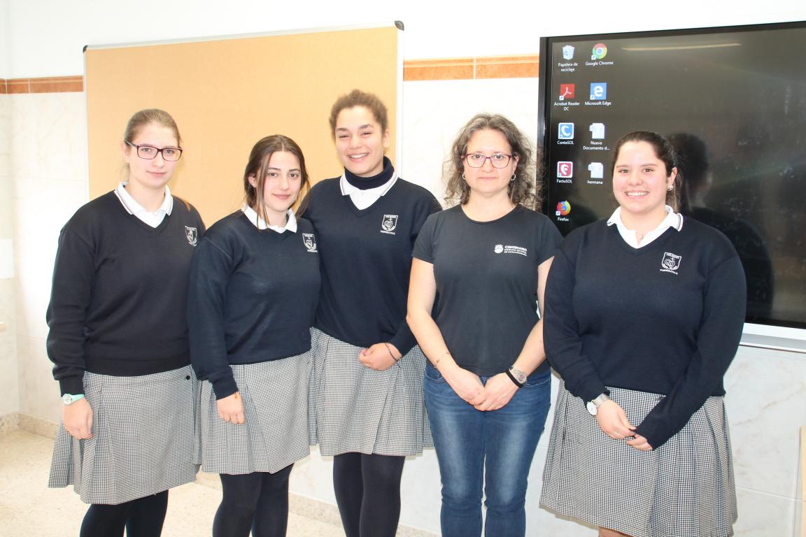 Alumnos asistentes charla océanos